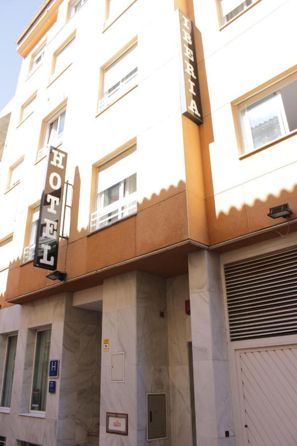 Hotel Iberia Plaza America Caces Dış mekan fotoğraf