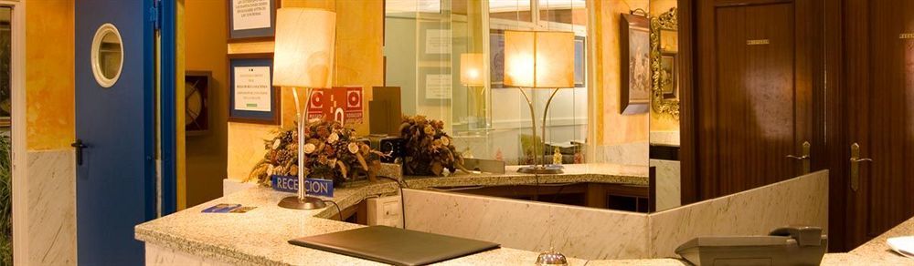 Hotel Iberia Plaza America Caces Dış mekan fotoğraf